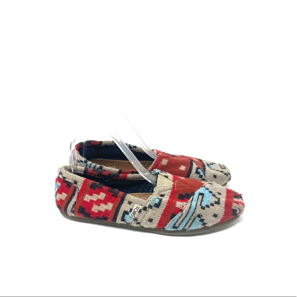 Toms - Picture 5 of 7